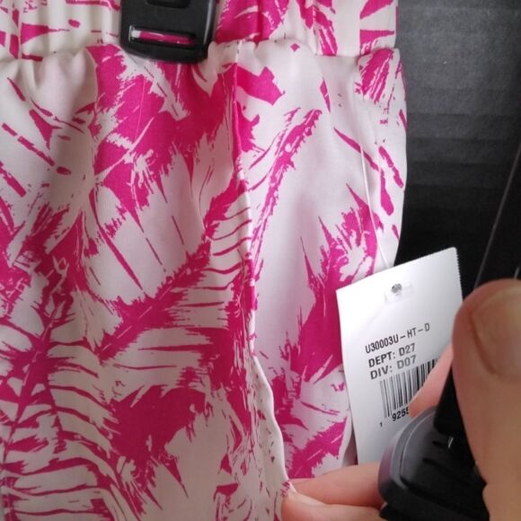 Women's Lightweight Silky Soft Shorts Size S - Picture 3 of 6